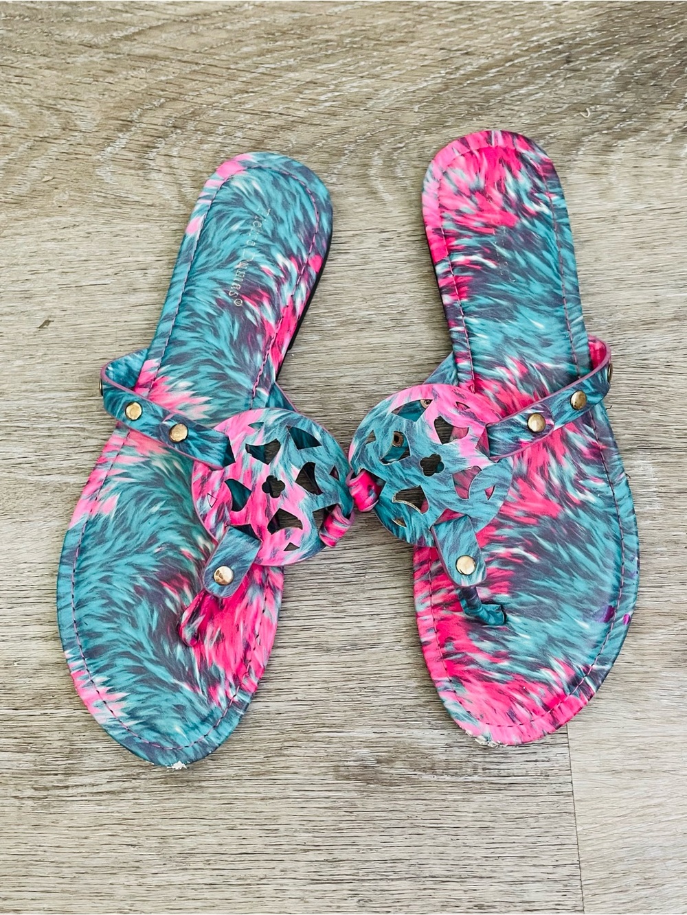 Pierre Dumas Colorful Turquoise & Hot Pink Embellished Sandals – Women’s Size 9 - Picture 2 of 8
